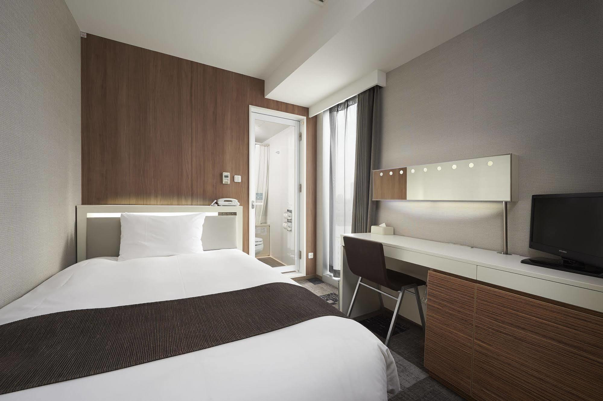 Sotetsu Fresa Inn Shimbashi-Karasumoriguchi Tokio Zewnętrze zdjęcie